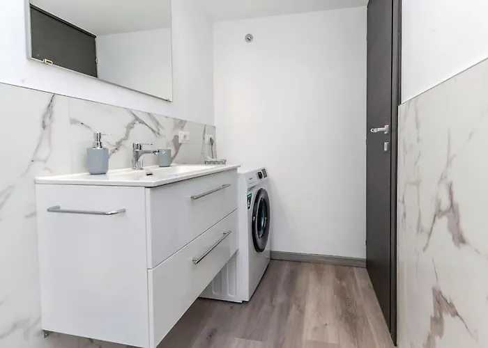 Bicocca Metro House Apartamento *