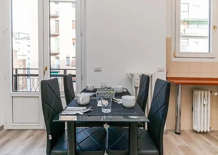Bicocca Metro House Apartamento